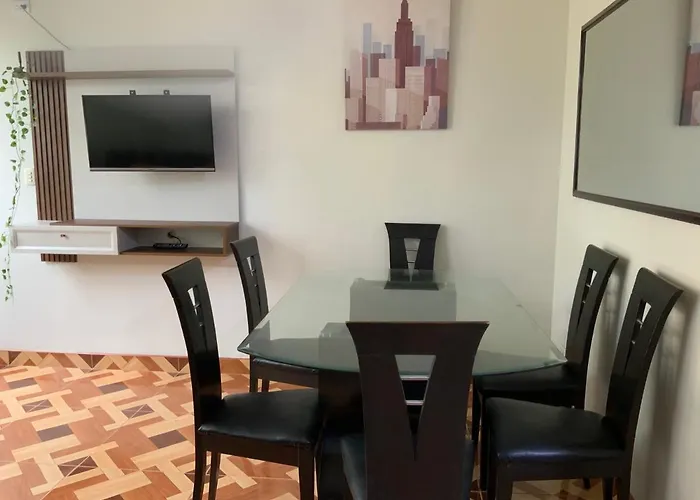Modern House Full Apartment-Planta Baja